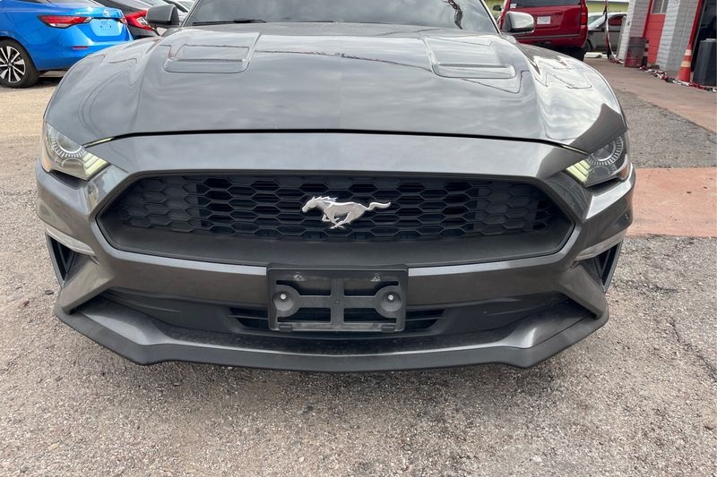 Ford Mustang  2018