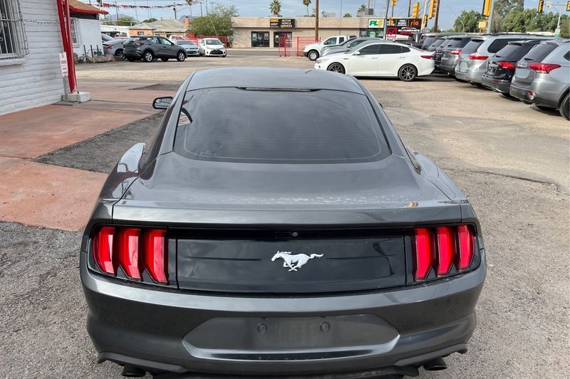 Ford Mustang  2018