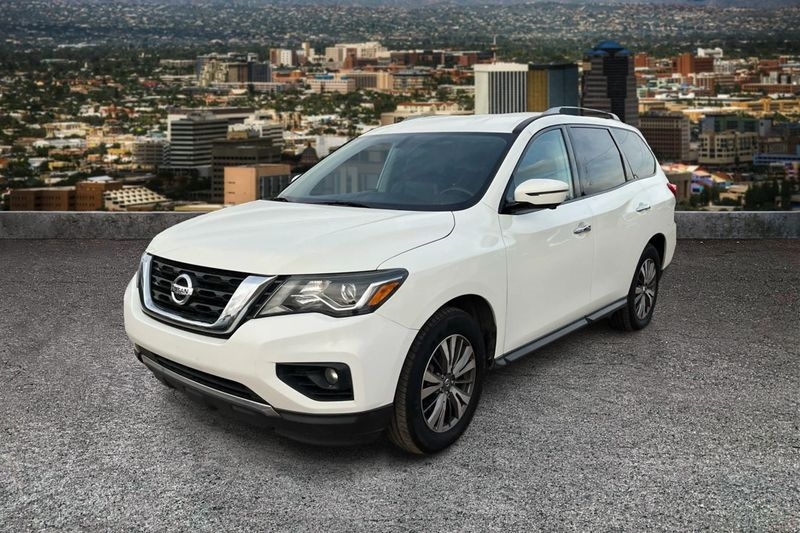 2020 Nissan Pathfinder SL 2WD