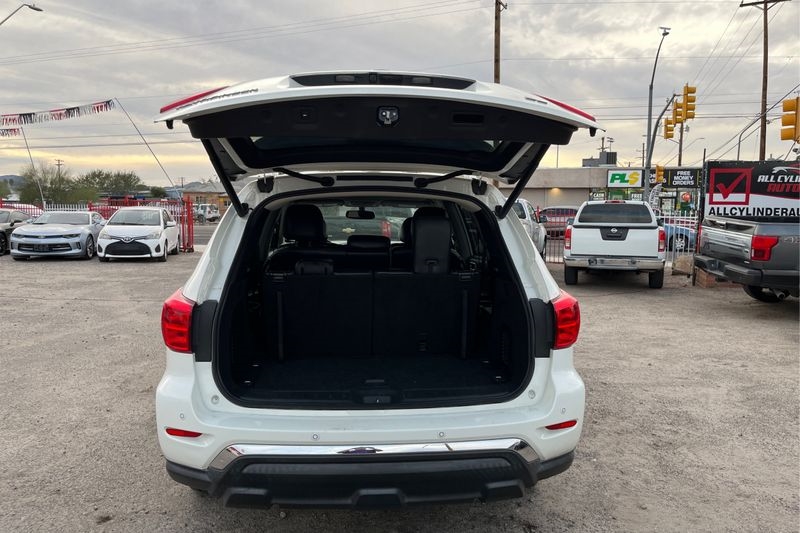 Nissan Pathfinder  2020