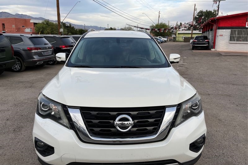 Nissan Pathfinder  2020