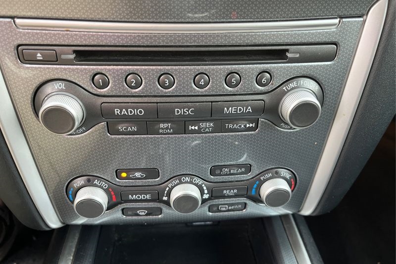 Nissan Pathfinder  2020