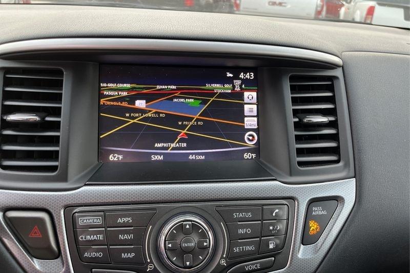 Nissan Pathfinder  2020