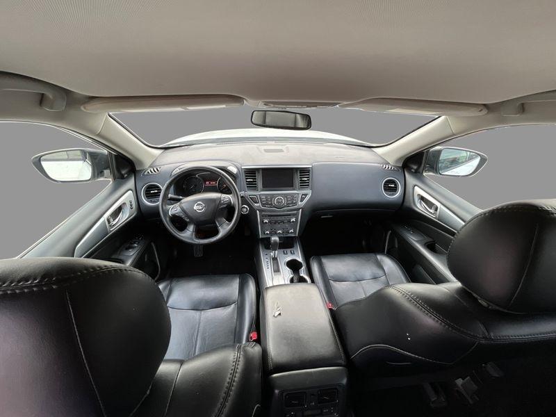 Nissan Pathfinder  2020