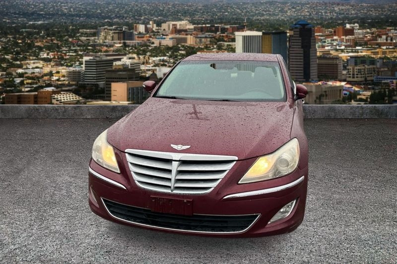 Hyundai Genesis  2013