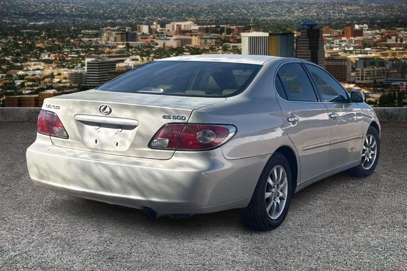 Lexus ES 300  2002
