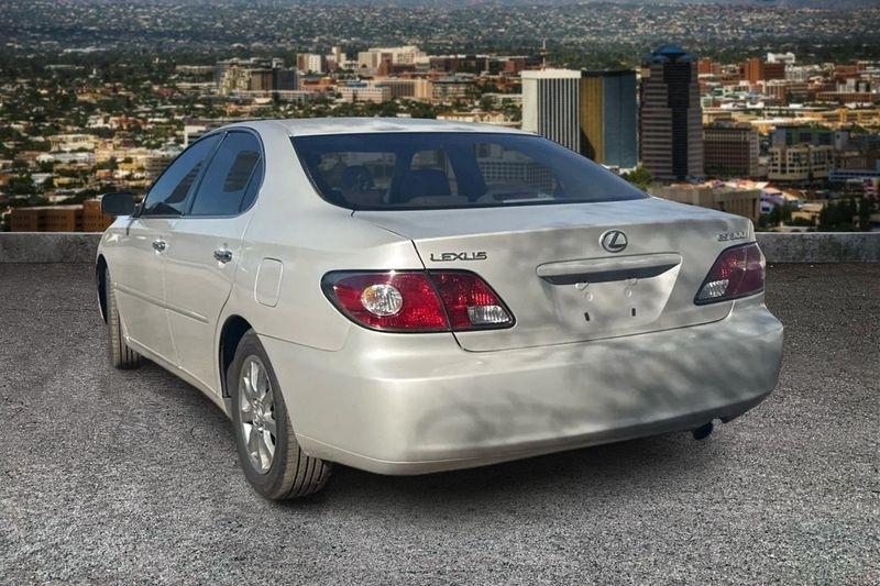 Lexus ES 300  2002