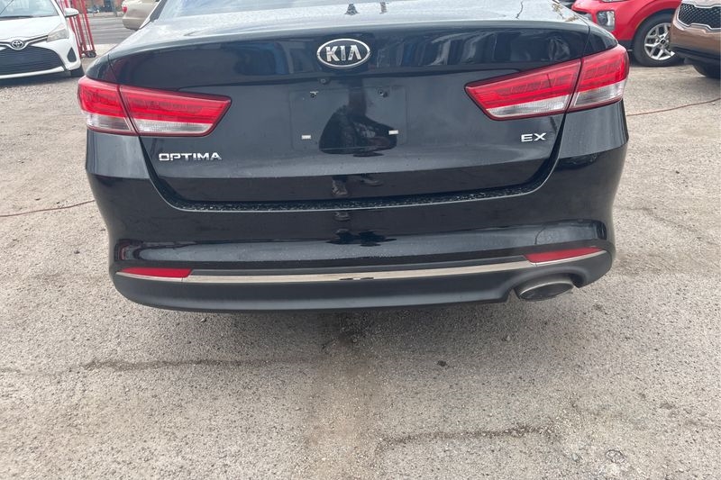 Kia Optima  2017