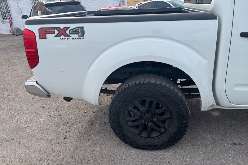 Nissan Frontier  2017