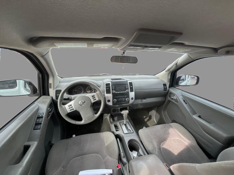 Nissan Frontier  2017