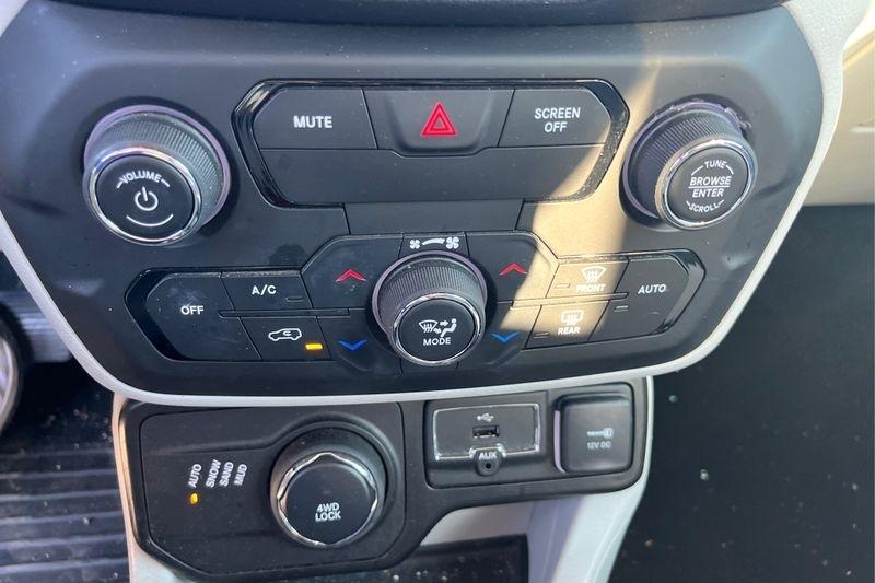 Nissan Frontier  2017