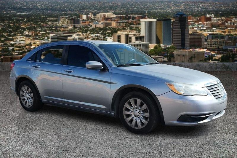Chrysler 200  2014