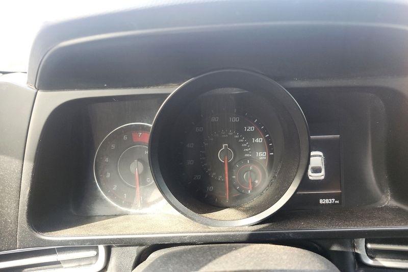 Hyundai Elantra  2021