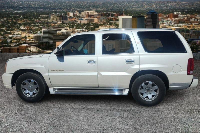 Cadillac Escalade  2004