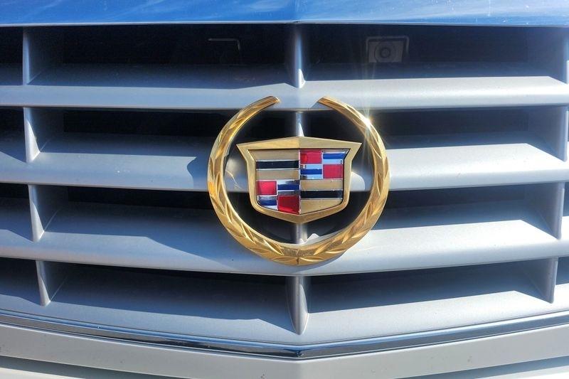 Cadillac Escalade  2004