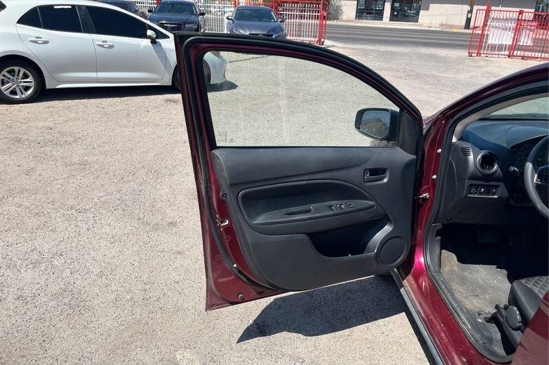 Mitsubishi Mirage  2024