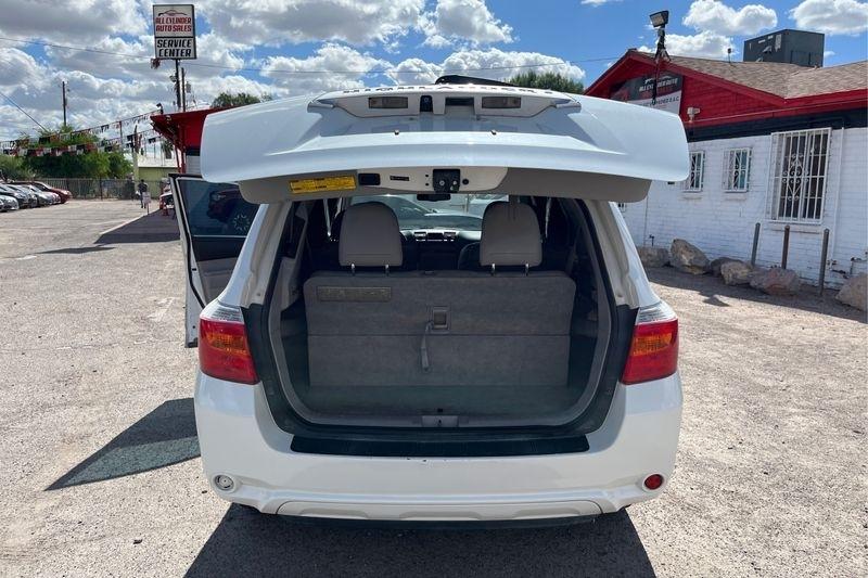 Toyota Highlander  2010