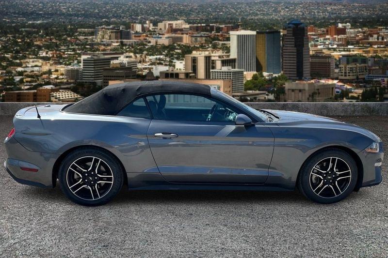 Ford Mustang  2023