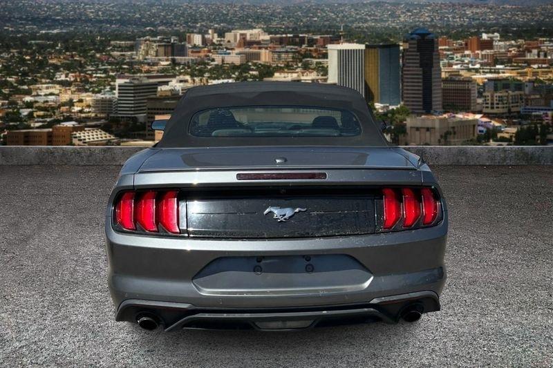 Ford Mustang  2023