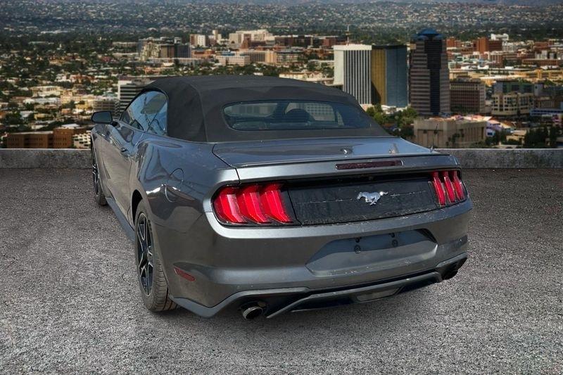 Ford Mustang  2023