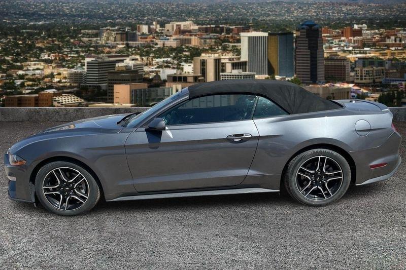 Ford Mustang  2023