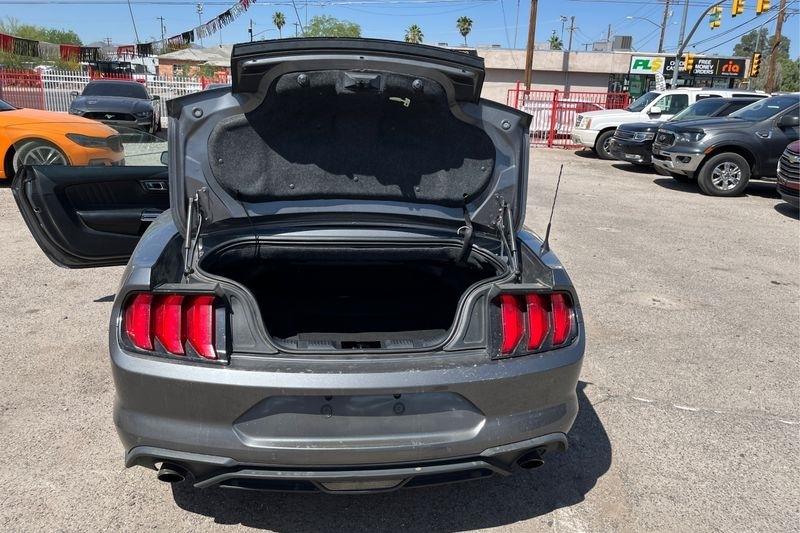 Ford Mustang  2023
