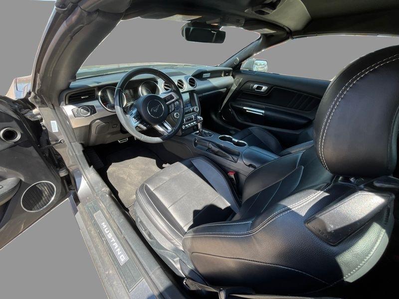 Ford Mustang  2023