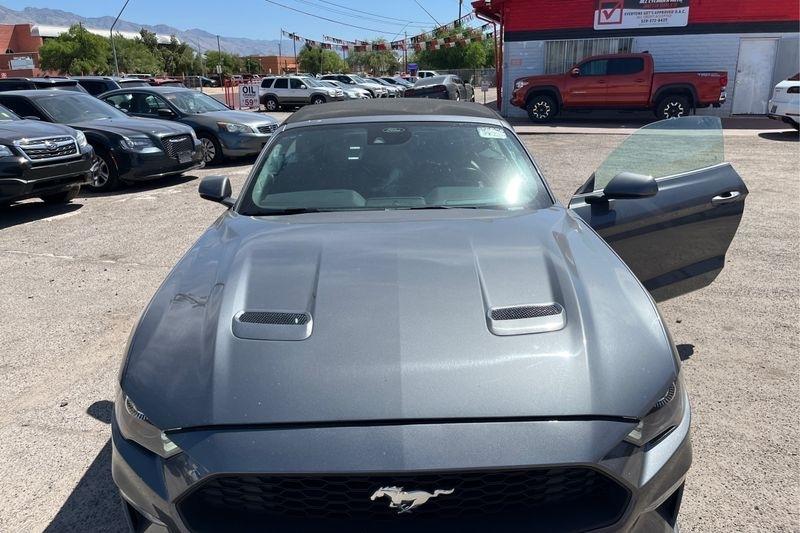 Ford Mustang  2023