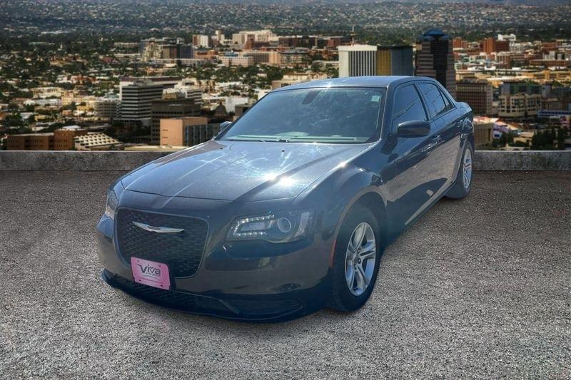 2019 Chrysler 300 Touring