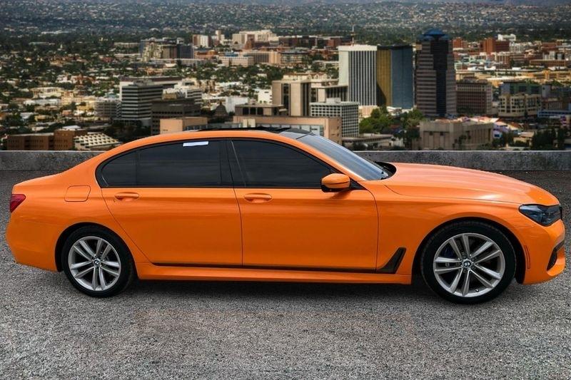 BMW 7-Series  2016