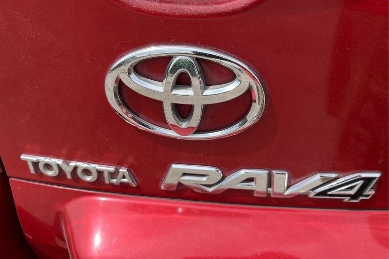 Toyota RAV4  2009