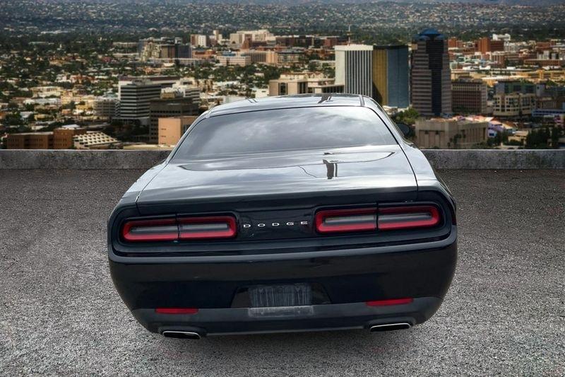 Dodge Challenger  2016