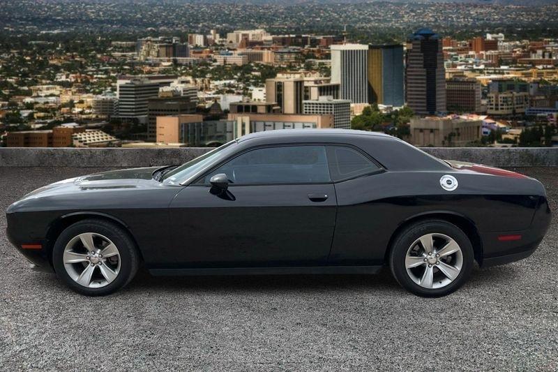 Dodge Challenger  2016