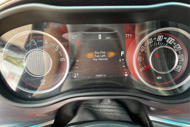 Dodge Challenger  2016