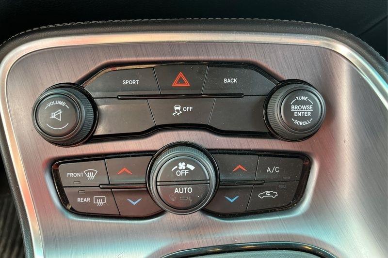 Dodge Challenger  2016