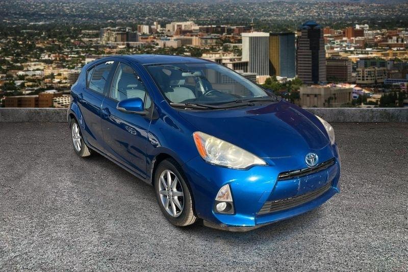 Toyota Prius c  2014