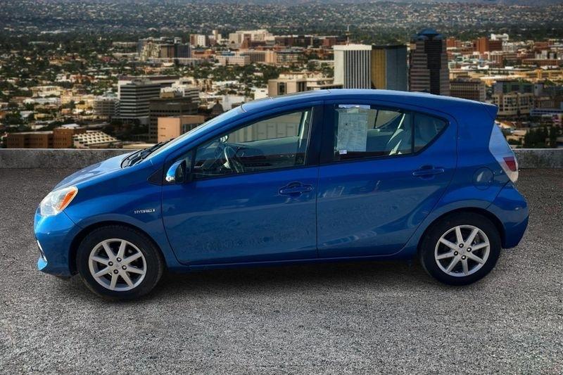 Toyota Prius c  2014
