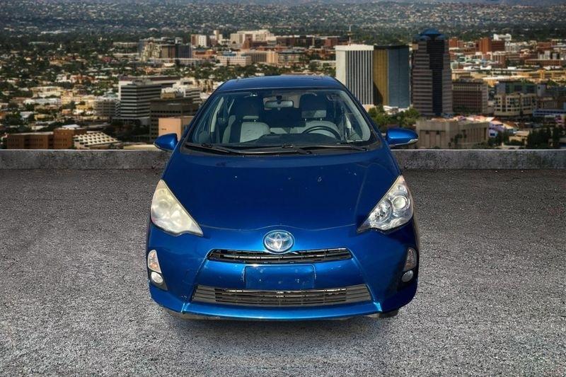 Toyota Prius c  2014