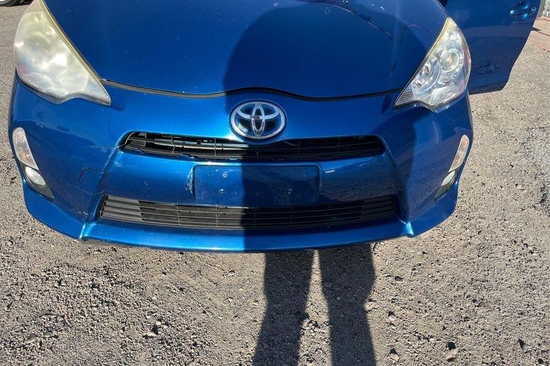 Toyota Prius c  2014