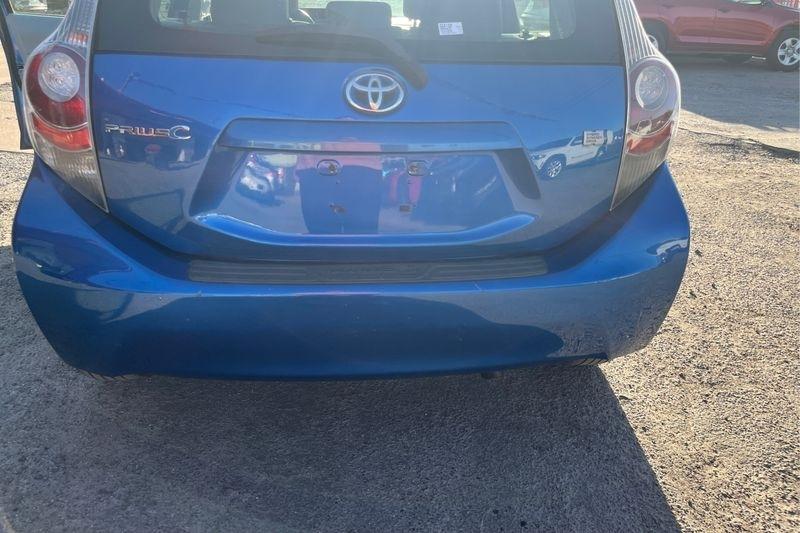 Toyota Prius c  2014