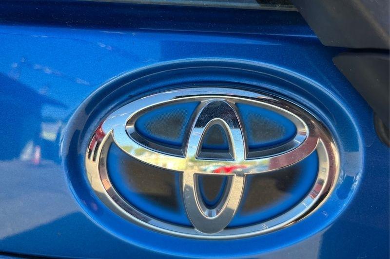 Toyota Prius c  2014