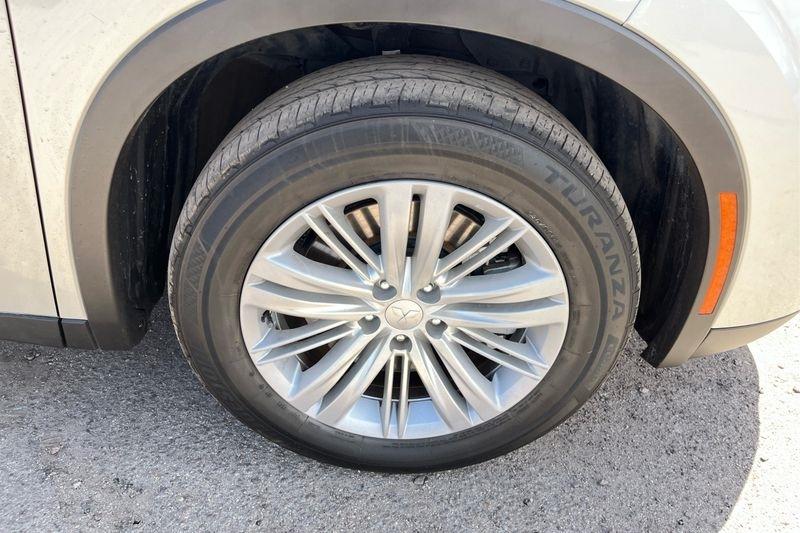 Mitsubishi Outlander  2022