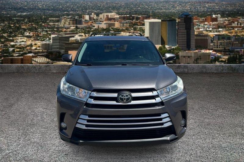 Toyota Highlander  2019
