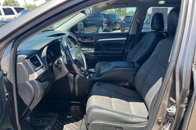 Toyota Highlander  2019