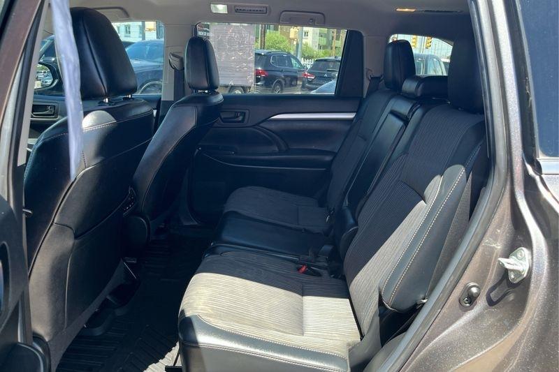 Toyota Highlander  2019