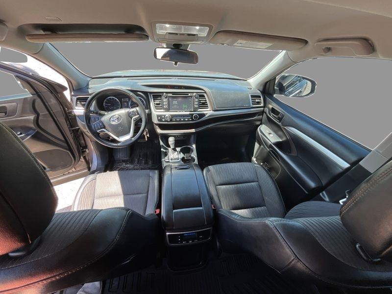 Toyota Highlander  2019