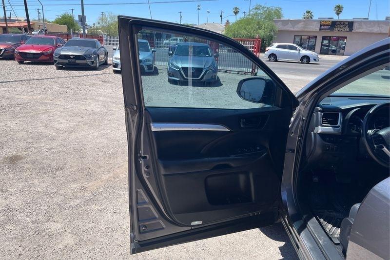 Toyota Highlander  2019