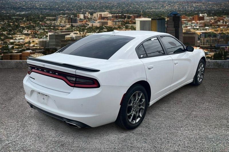 Dodge Charger  2017
