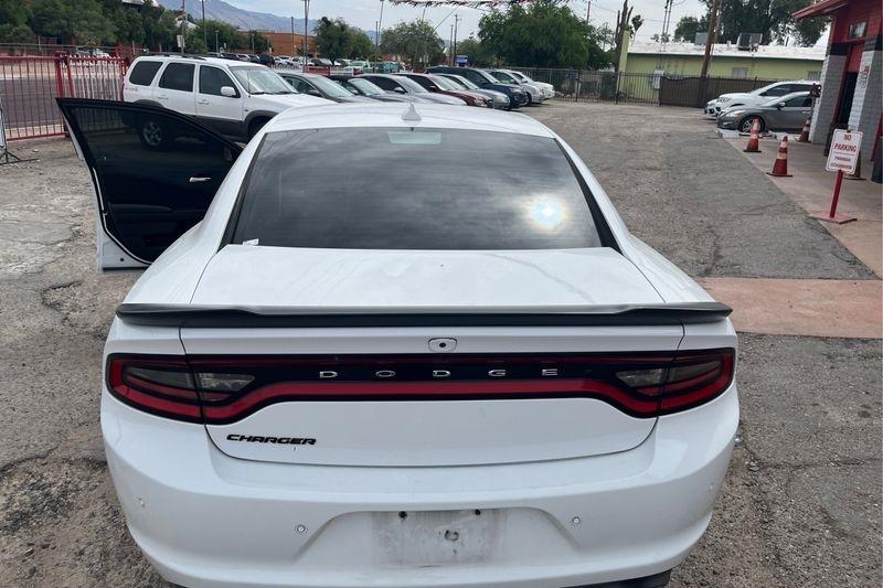 Dodge Charger  2017