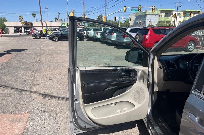 Chrysler Town & Country  2014